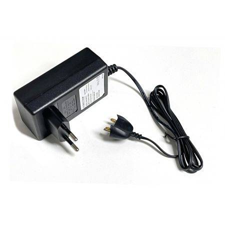 Sola Light&Motion 2.0A battery charger (EU)