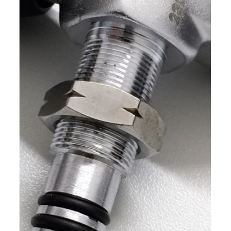 Écrou pour vannes et ponts de vannes M16x1