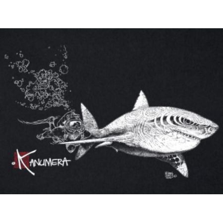 Kanumera T-Shirt Men's Organic The White Shark and the Diver