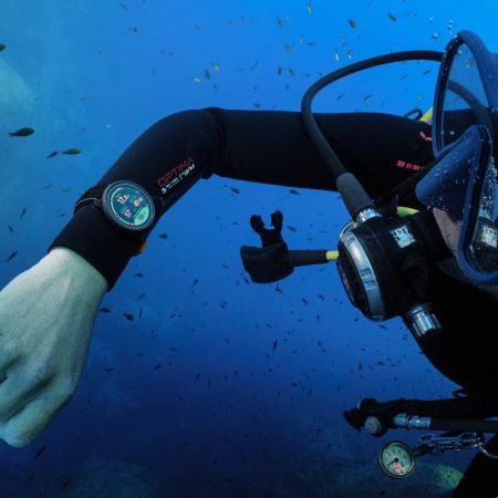 SUUNTO NAUTIC S dive computer