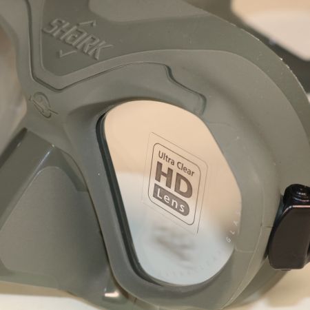 Beuchat Shark freediving mask