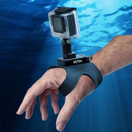 Easy release glove Bigblue with GoPro® attachement