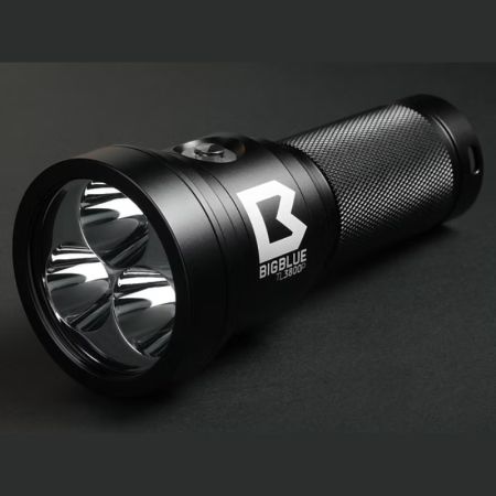 Tête de phare Bigblue TL3800P 10°