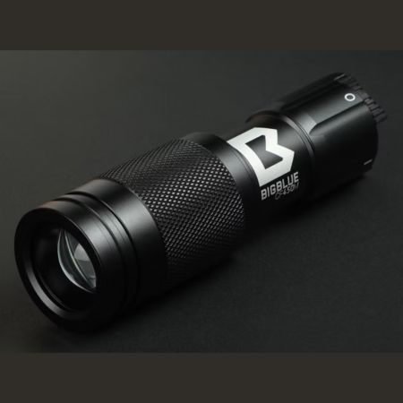 CF450M Bigblue dive light