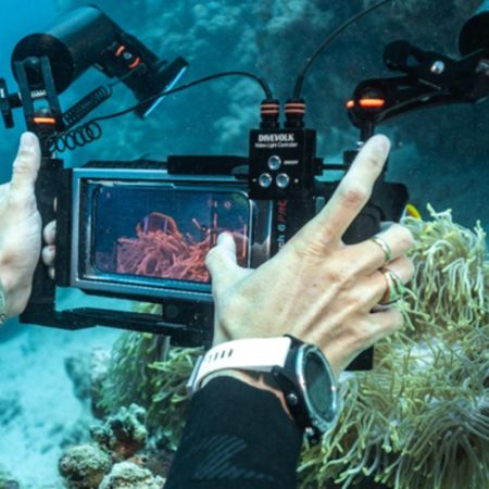 DIVEVOLK SeaTouch 6 PRO waterproof smartphone case