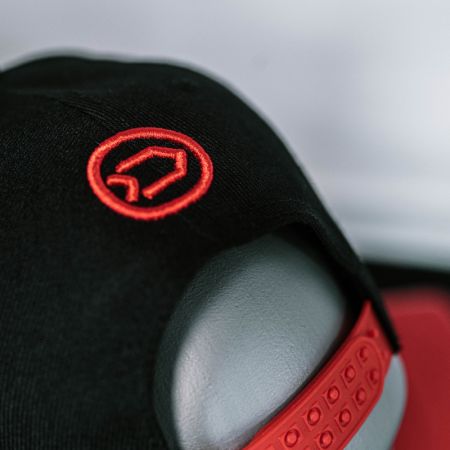 Casquette Snapback avec broderie 3D