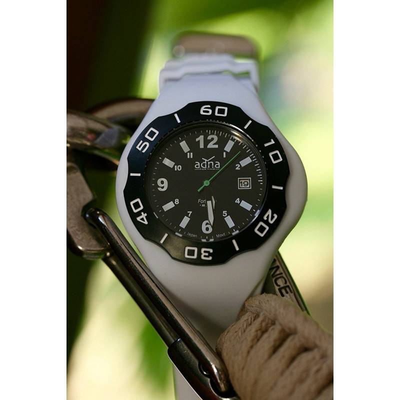 Montre hotsell fond noir