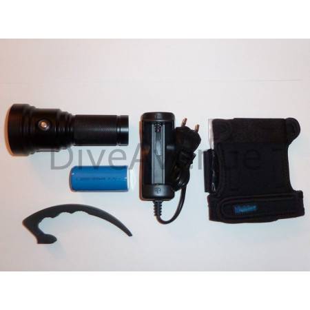 Phare Bigblue TL2600P PINK - 3 x LED 2600Lm 10°