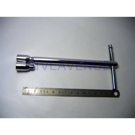 Diving hose protection assembly tool