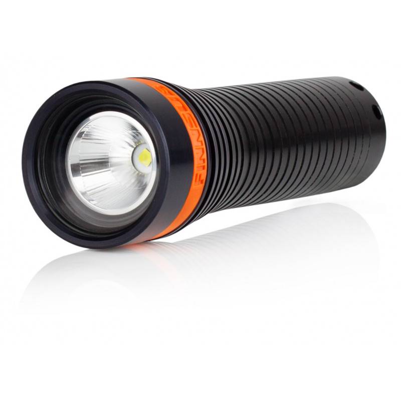 LAMPE TORCHE LED ULTRA PUISSANTE 700LM