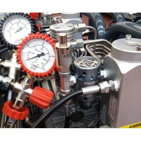 NARDI ATLANTIC 6m3 4 stroke petrol air diving compressor