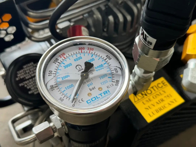 Comment bien choisir son compresseur de plongée - le guide complet 